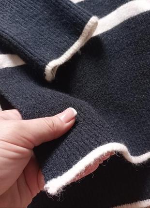 Трендовый теплый свитер в полоску deep pink