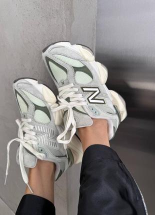 Женские кроссовки серые с зеленым, маслянистым new balance 9060
olivine premium