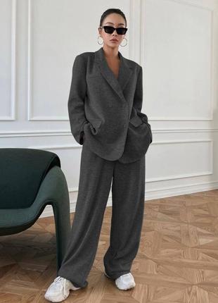 Жіночий брючний костюм oversize4 фото