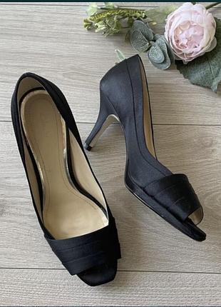 Атласные туфли clarks, 39 размер