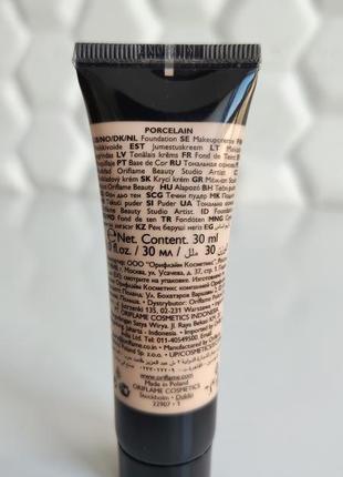 Тональная основа орифлейм oriflame beauty porcelain studio artist spf 15