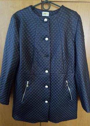 Куртка жіноча