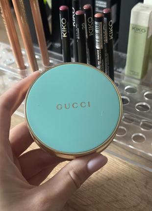 Футляр від бронзера скульртора gucci / пудра fenty beauty