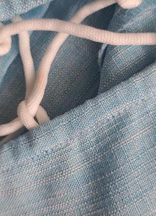 Кроп топ со шнуровкой на груди