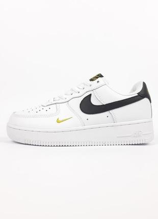 Женские кроссовки nike air force 1 low white black найк форс белого с черными цветами