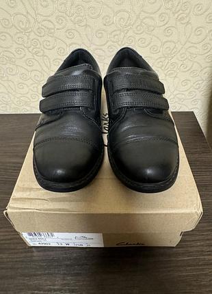 Шкільні шкіряні туфлі