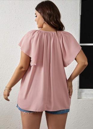 Нежная блуза свободного кроя круглая горловина на завязке короткие пышные рукава блузка пудрового цвета розовая4 фото