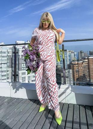 Прогулочный брючный костюм софт 50-60 р-р