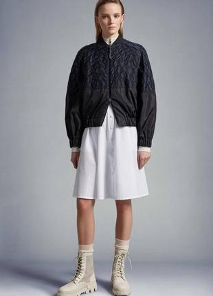 Куртка жіноча