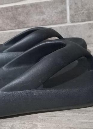 Шльопанці фірмові, оригінал