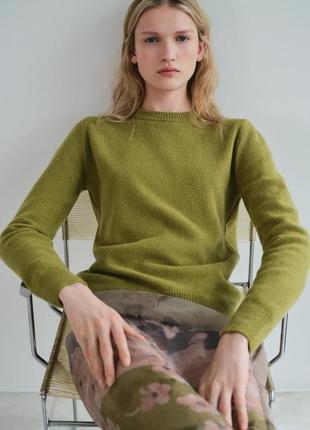 Оливковый шерстяной свитер zara new
