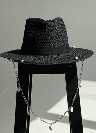 Капелюх федора жіночий d.hats з рафія з ланцюгом серебро з мушлями чорний