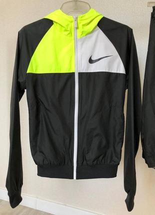Ветровка женская спорт nike оригинал