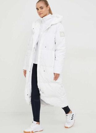 Женская пуховая куртка adidas оригинал.