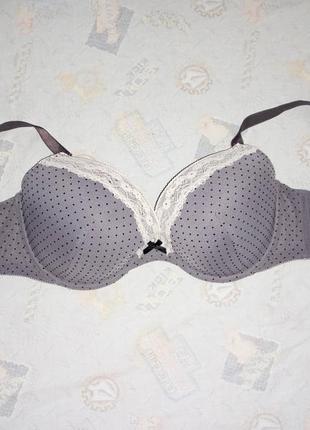 Красивый серый бюст 75g