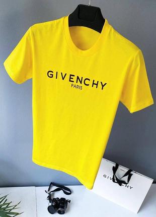 Футболка чоловіча в стилі givenchy
