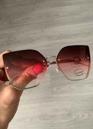 Очки солнцезащитные градиент в стиле fendi1 фото