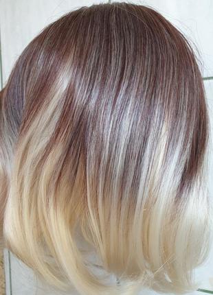 Перука блонд,  затемнені корні, 30 см