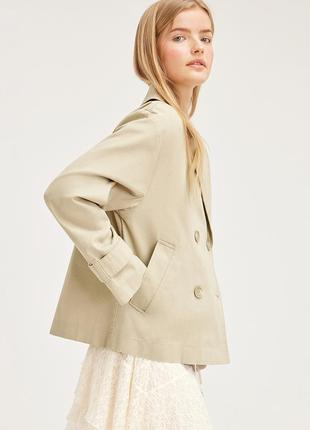 Плащ monki 2