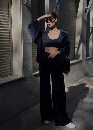 Ход продаж 
костюм 3в1
(42-46)