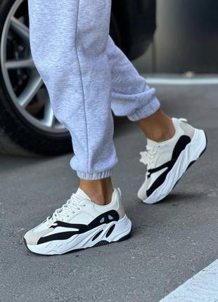 Жіночі кросівки осінь дуже стильні 🔥