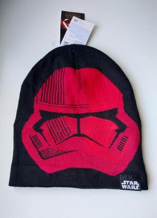 Фирменная теплая шапка бини,star wars