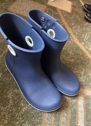 Чоботи crocs