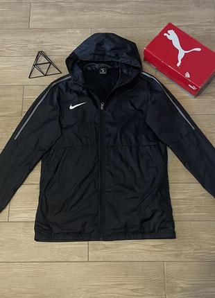 Чоловіча куртка вітровка nike City l оригінал