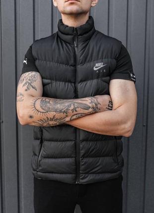Мужская демисезонная жилетка безрукавка черная nike air
