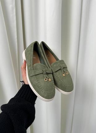 Стильные оливковые лоферы из эко замши 😍