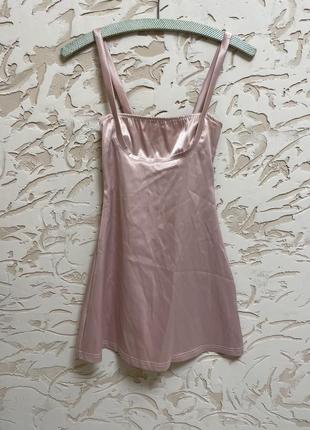 Коротенька сукня