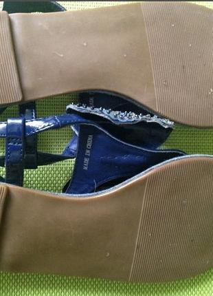 Босоніжки сандалі next 2