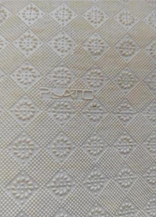 Ковер белый