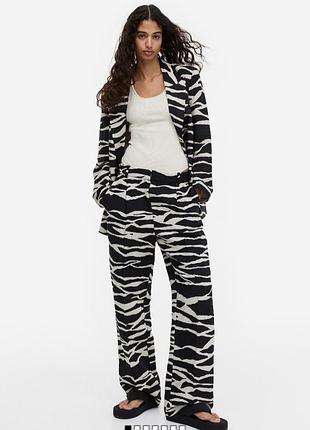 Льняные брюки зебра h&m