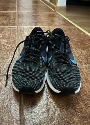 Кросівки бігові nike tickets