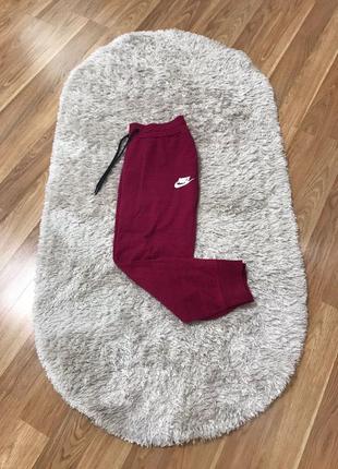 Спортивные штаны nike sportswear originals
