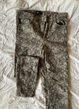 Джинси zara