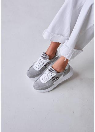 Жіночі кросівки з натуральної замші комбіновані