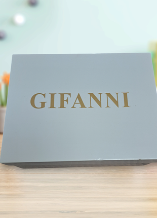 Жіночі угги