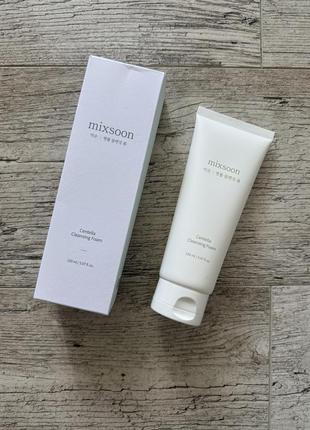 Слабокислотная пенка для проблемной кожи mixsoon centella cleansing foam