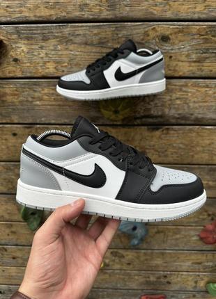 Кроссовки nike air jordan low