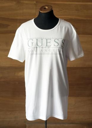 Базовая белая женская футболка guess, размер l, xl