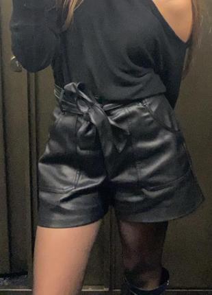 Шорты кожаные zara