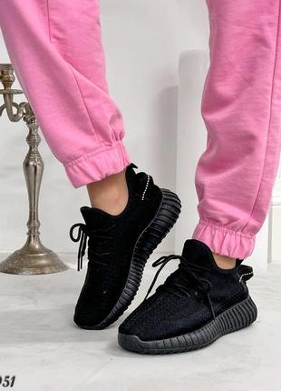 Классные черные женские текстильные кроссовки