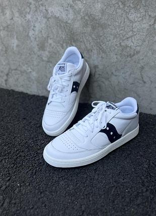 Кожаные кроссовки saucony jazz. оригинал.