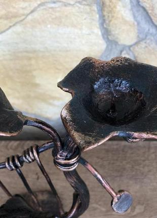 Кованый подсвечник ручной работы в виде музыкального инструмента «лира»