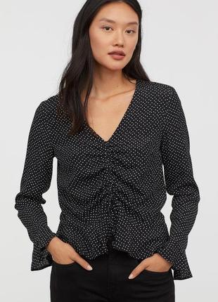 Прекрасная укороченная блуза в горох бренда peacocks