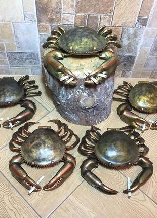 Кованая вручную пепельница-краб