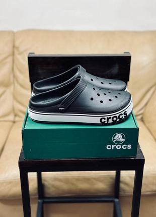 Мужские шлепанцы crocs черные шлепанцы кроксы
