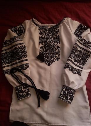 Вышиванка женская